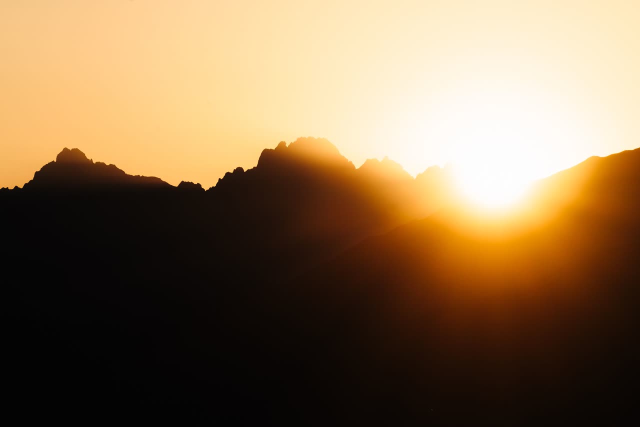 At dawn: Dull things become visible, then interesting.
